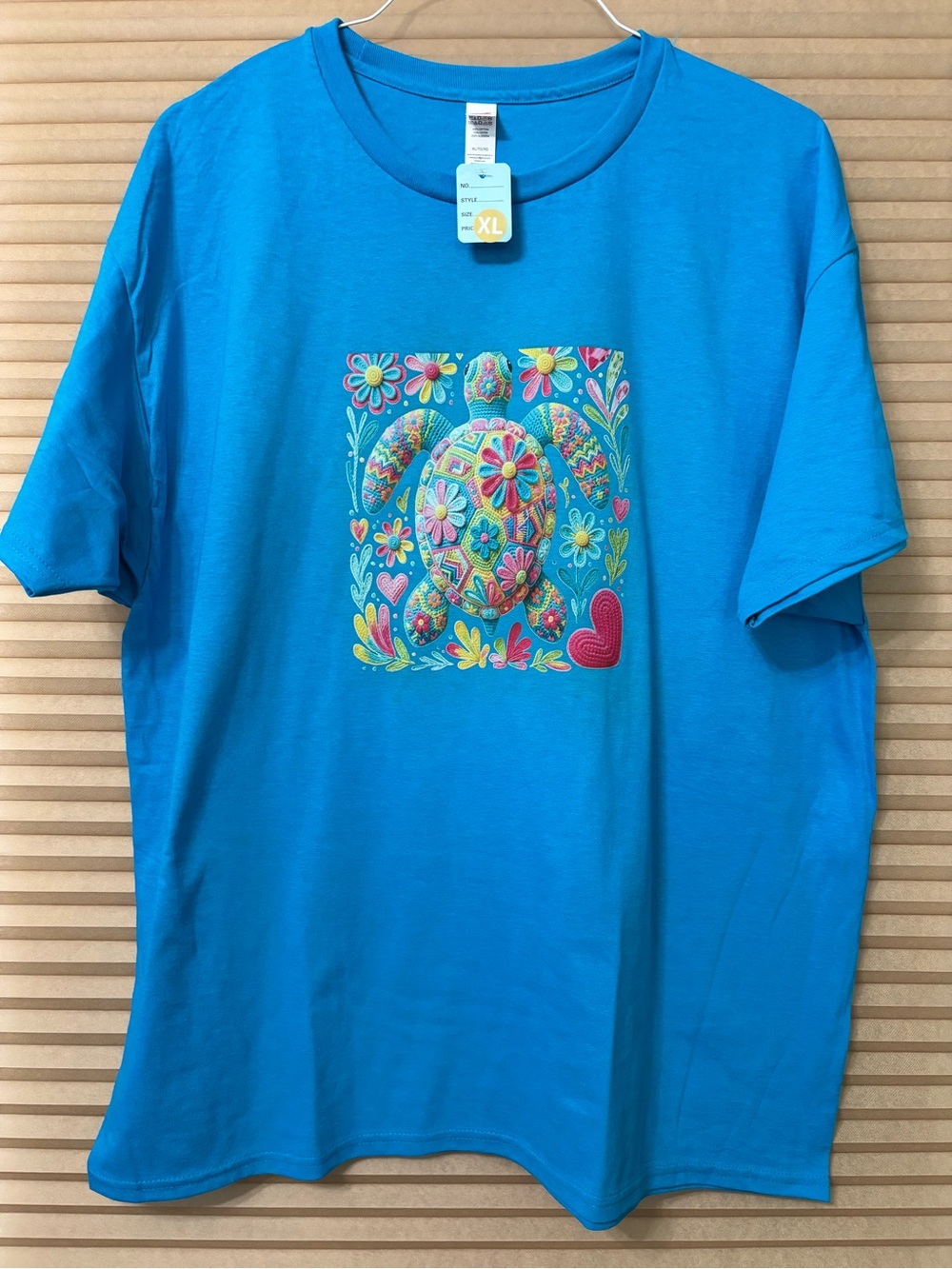SPECIAL New Size XL Colorful Embroidered Turtle Graphic Tee - Bright Aqua
